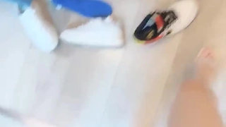 免费看一区二区三区四区全程实录强暴新婚亲姐！亲姐反抗被干差点哭出声