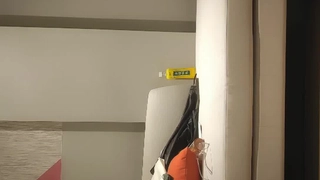 网约顶级颜值甜美女神 骚的很主动掏出JB吸吮 舔蛋深喉口活很棒 镜头前肥穴清晰可见 后入猛顶手指插嘴极浪
