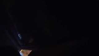 热辣的女同性恋女孩Cadence Lux和Freya Parker在舒适的床上享受激情性爱