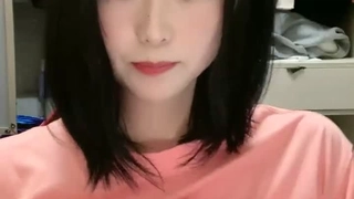 哥伦比亚女同性恋沉迷于舔逼和手指插入