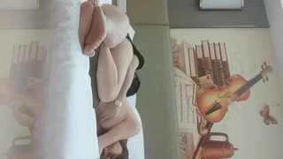 帮助继哥哥失去他的第一次